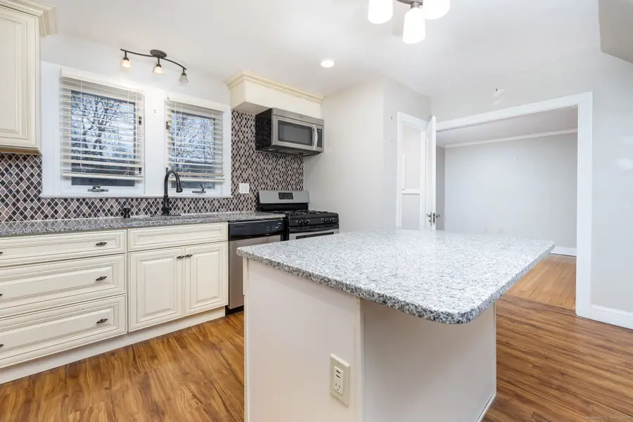 23 Highview Avenue, Wethersfield, CT 06109 - Image #3