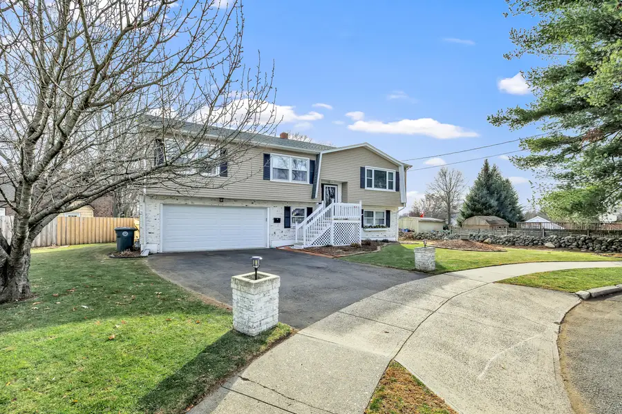 195 Meadow Park Drive, Milford, CT 06461 - Image #2