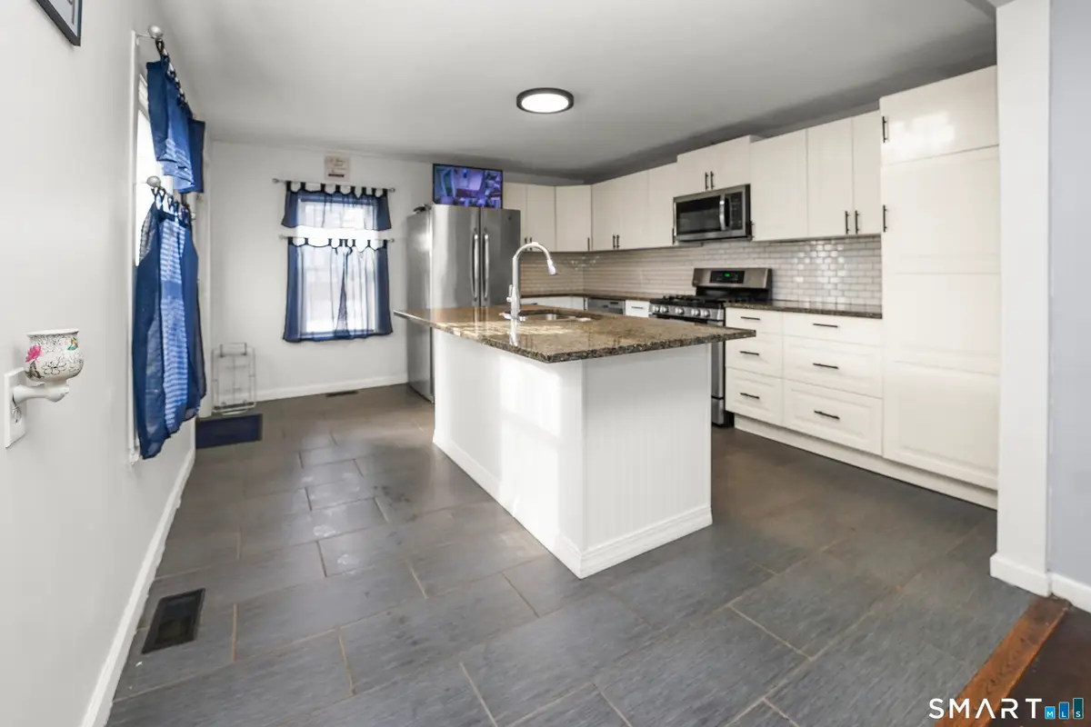 17 Windsor Street, Enfield, CT 06082 - Image #1