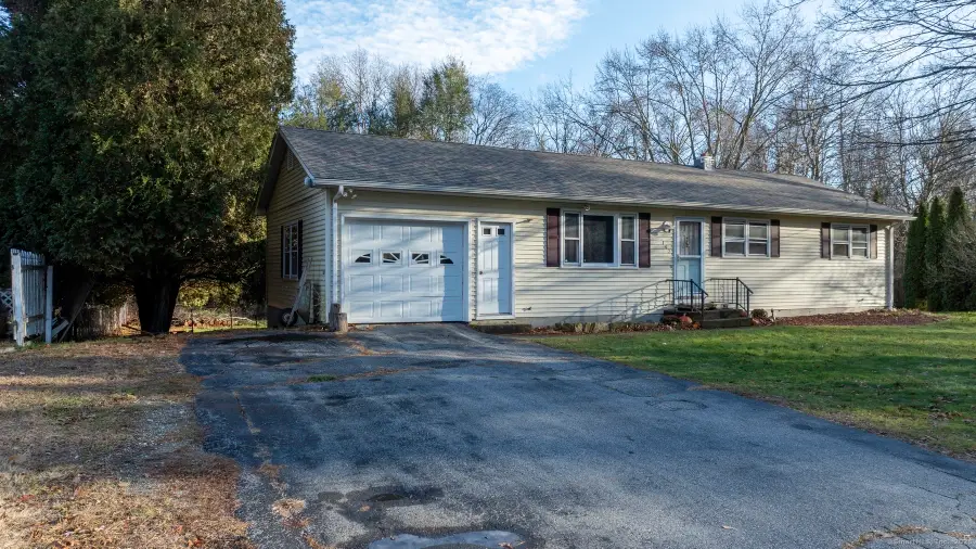 142 Starr Street, Norwich, CT 06360 - Image #2