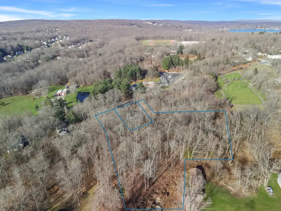 West High Street, East Hampton, CT 06424 - Image #2