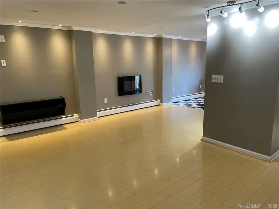 72 Churchill Drive #72, Newington, CT 06111 - Image #3