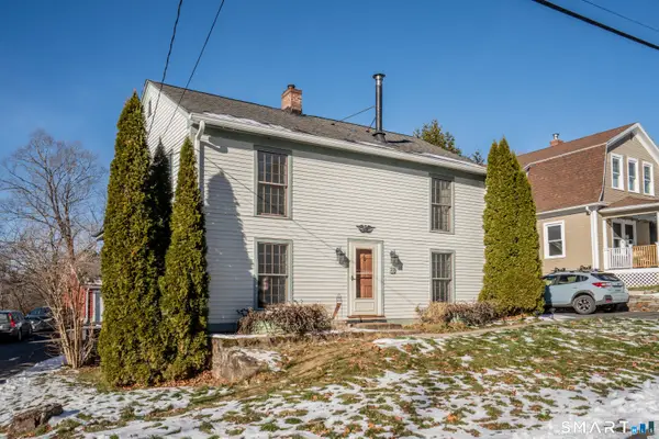 22 Old Hartford Avenue #22, East Granby, CT 06026