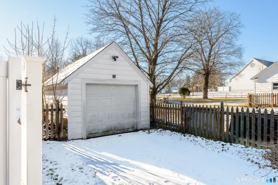 82 Washington Street, Manchester, CT 06042 - Image #3