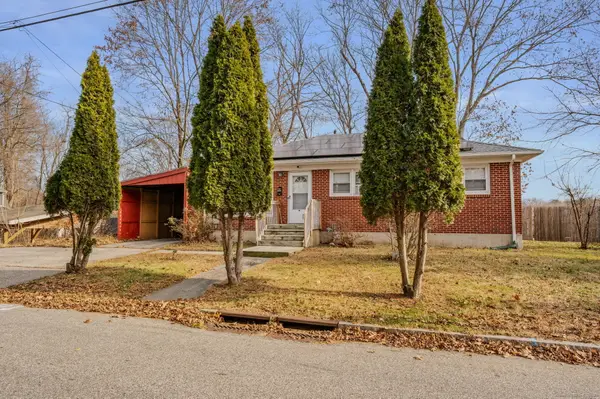 15 Chapman Street, Windham, CT 06226