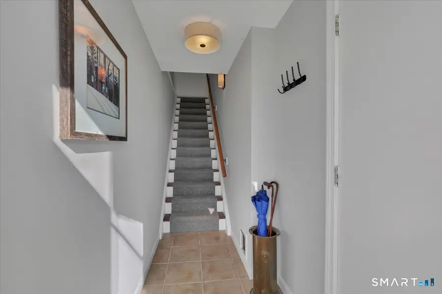 1001 Old Colony Road #APT 4-1, Meriden, CT 06451 - Image #3