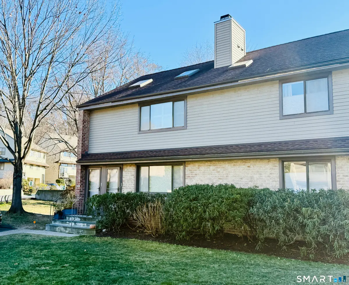 2289 Bedford Street #H13, Stamford, CT 06905 - Image #1