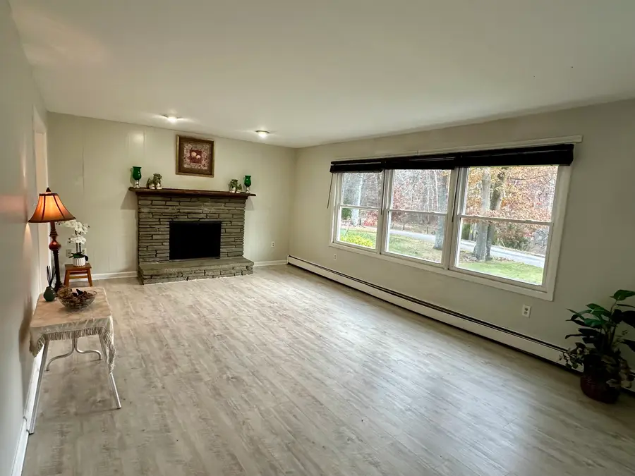 50 North Glenwoods Road, Ledyard, CT 06335 - Image #3