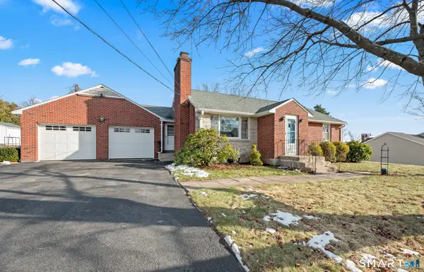 43 Robin Road, Farmington, CT 06032