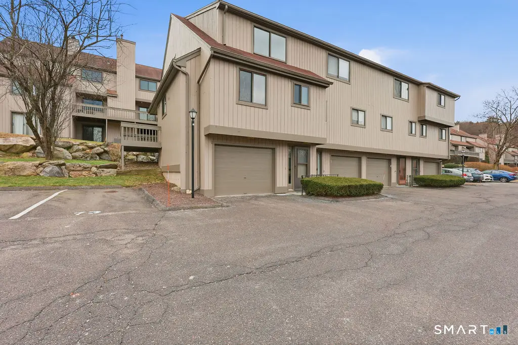 73 Dorchester Court #73, Beacon Falls, CT 06403 - Image #1