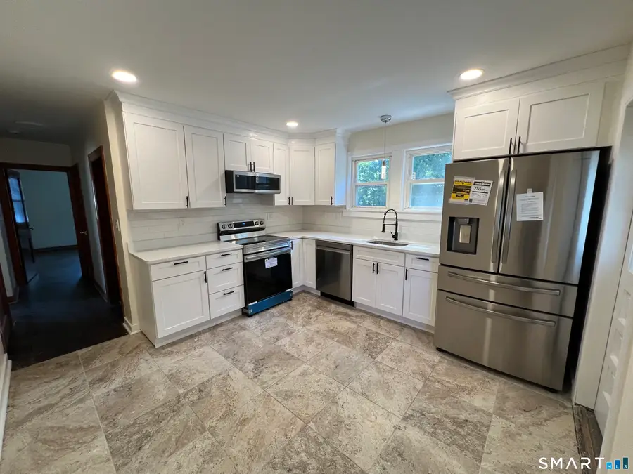 32 Woodland Street, Plainville, CT 06062 - Image #2