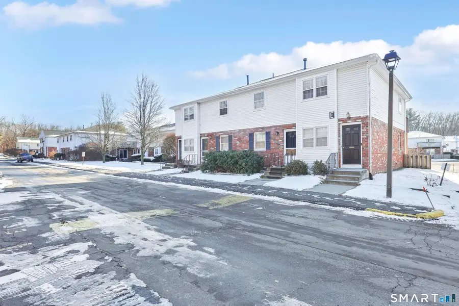 E6 Bradley Circle #6, Enfield, CT 06082 - Image #2