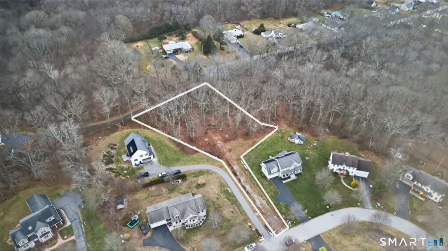 9 Arrowhead Trail, Waterford, CT 06385 - Image #2