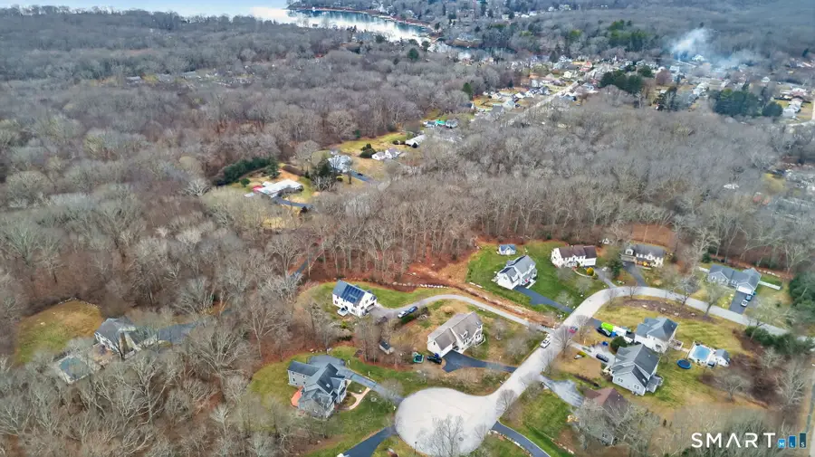 9 Arrowhead Trail, Waterford, CT 06385 - Image #3