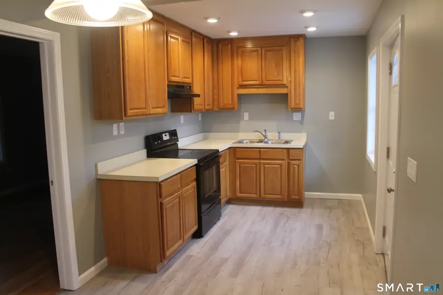 44 Arch Street, Naugatuck, CT 06770 - Image #2