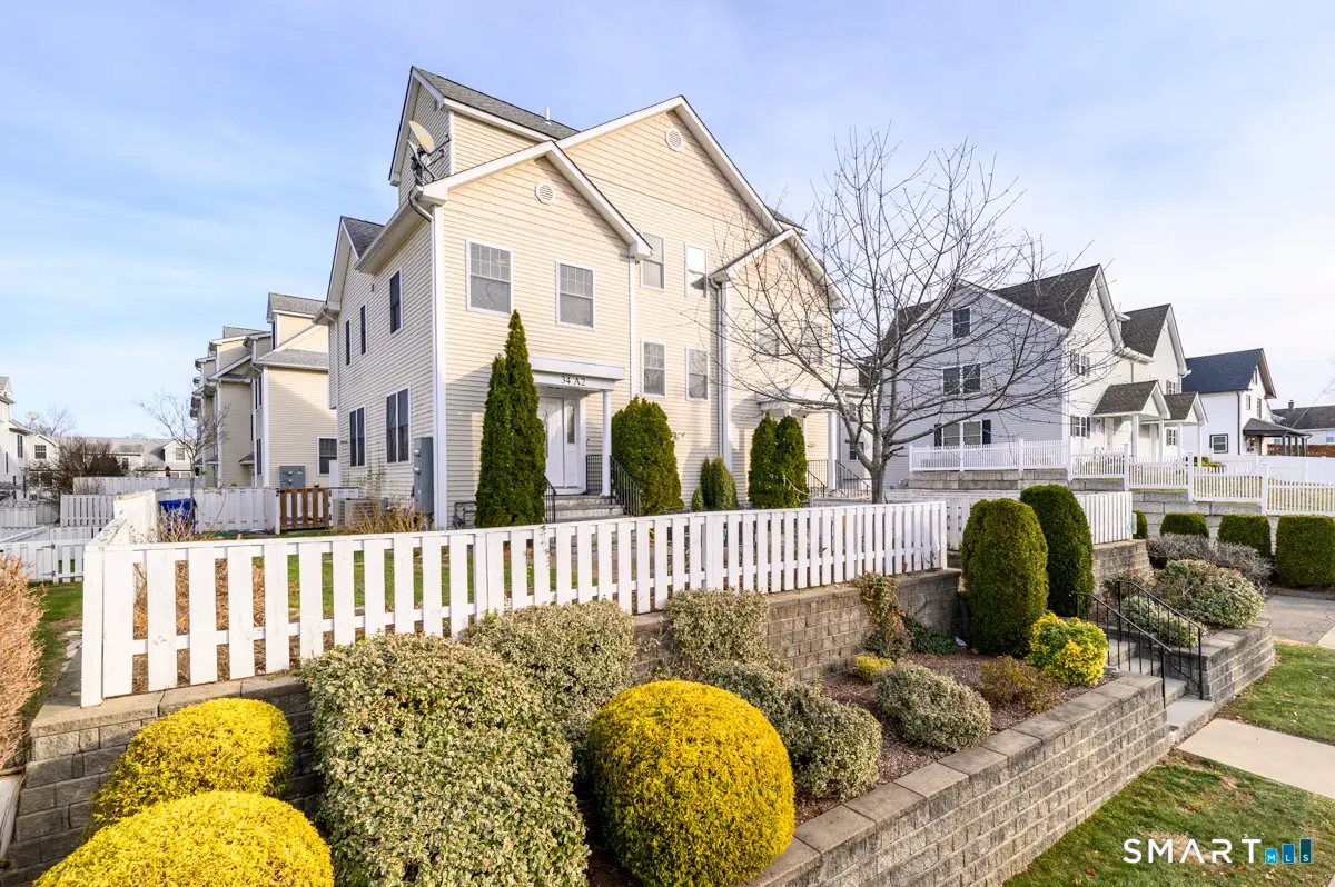 34 Ferris Avenue #APT A2, Norwalk, CT 06854 - Image #1
