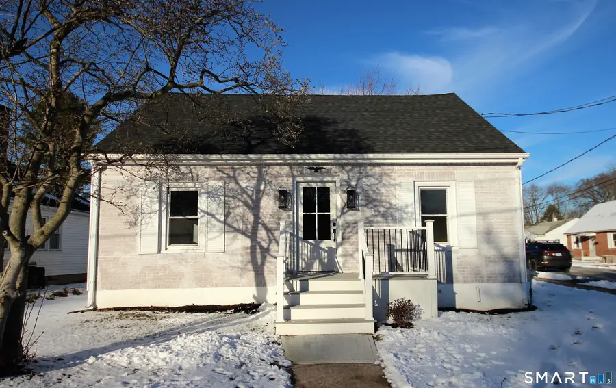 35 Fairchild Street, Naugatuck, CT 06770 - Image #2