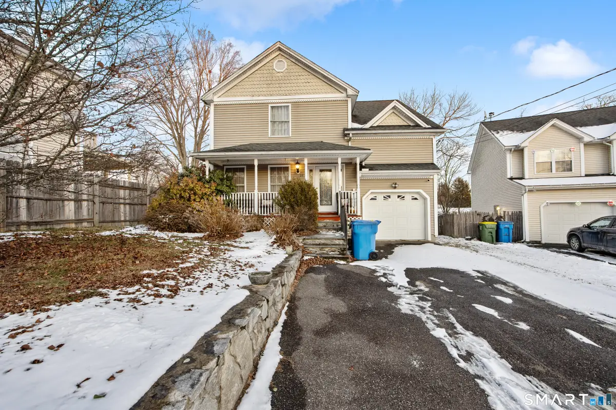 27 Amber Place, Waterbury, CT 06705 - Image #1
