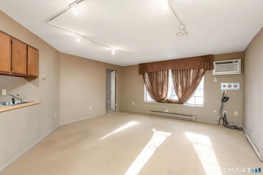 38 North Main Street #APT 14, West Hartford, CT 06107 - Image #2