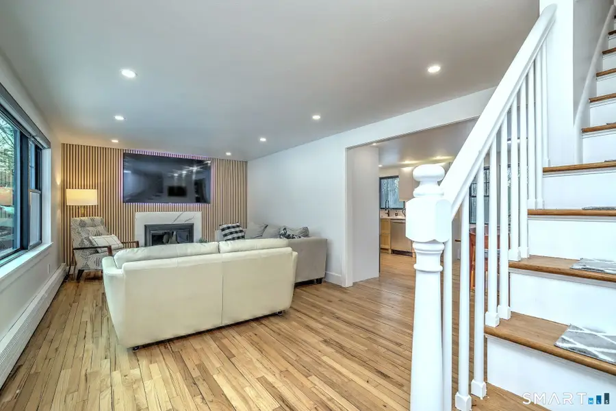 10 Woodcliff Drive, Simsbury, CT 06070 - #3