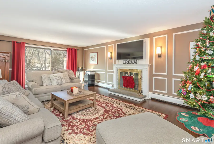 637 Watertown Road, Middlebury, CT 06762 - Image #2