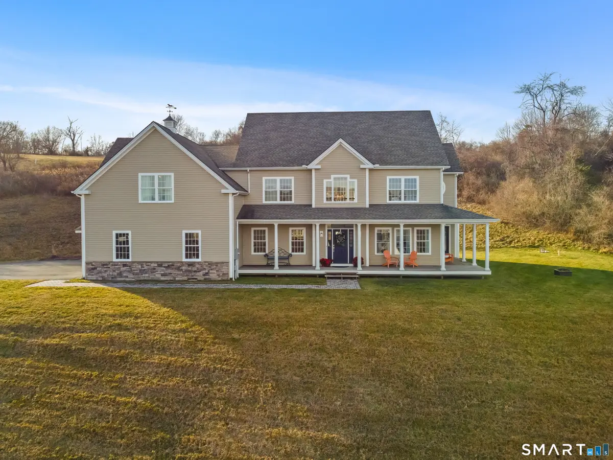 190 Willow Creek Estates Drive, Southbury, CT 06488 - Image #1