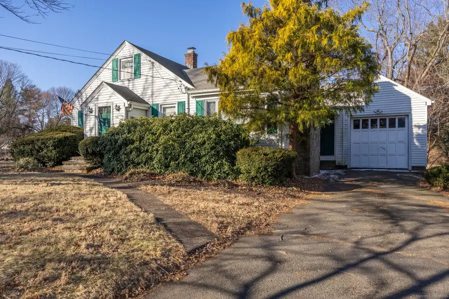 379 South Meriden Road, Cheshire, CT 06410 - Image #3