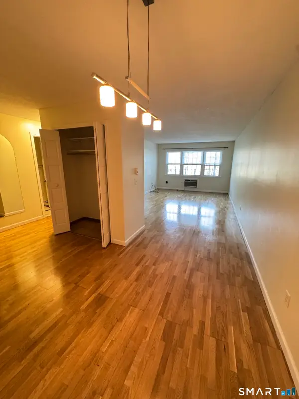 34A Padanaram Road #103, Danbury, CT 06811