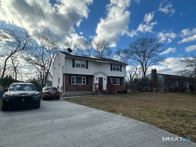 92 Glenstone Road, Waterbury, CT 06705 - Image #2