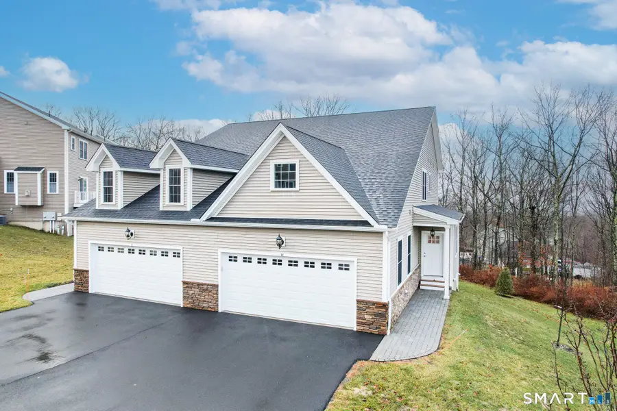 52 Brookview Circle #52, Bristol, CT 06010 - Image #2