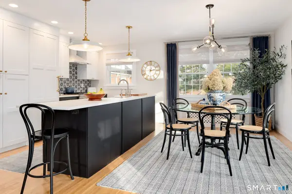 186 Putnam Park #186, Greenwich, CT 06830