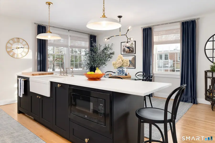 186 Putnam Park #186, Greenwich, CT 06830 - Image #2