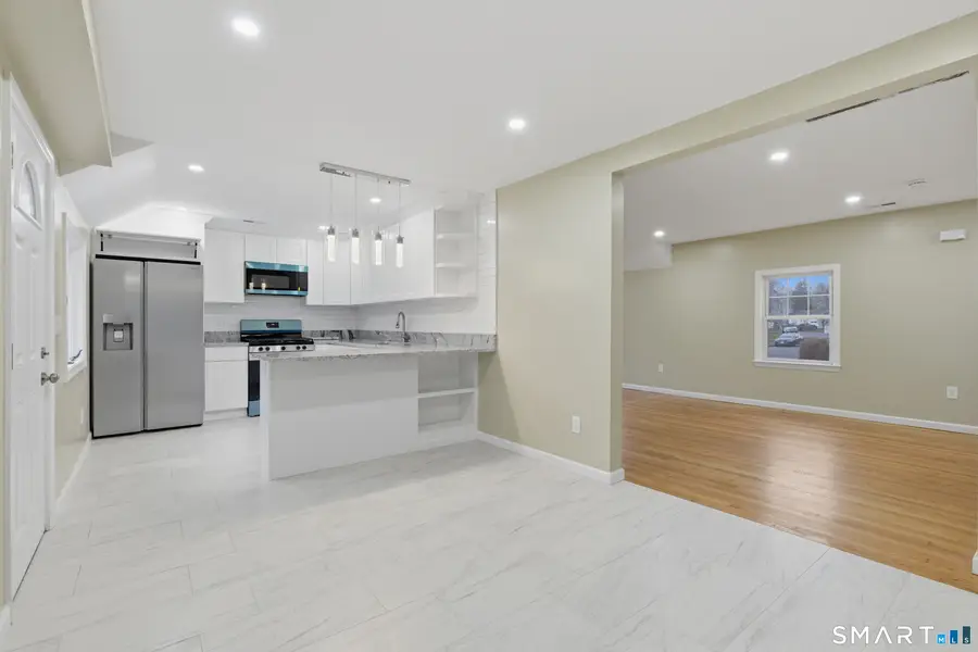 26 Crescent Drive, Danbury, CT 06810 - Image #2