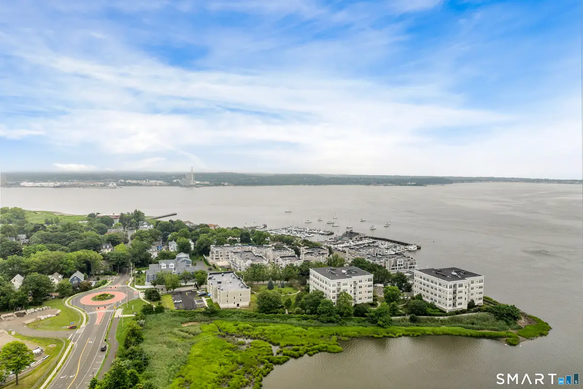 300 Harbour Close #R, New Haven, CT 06519 - Image #1