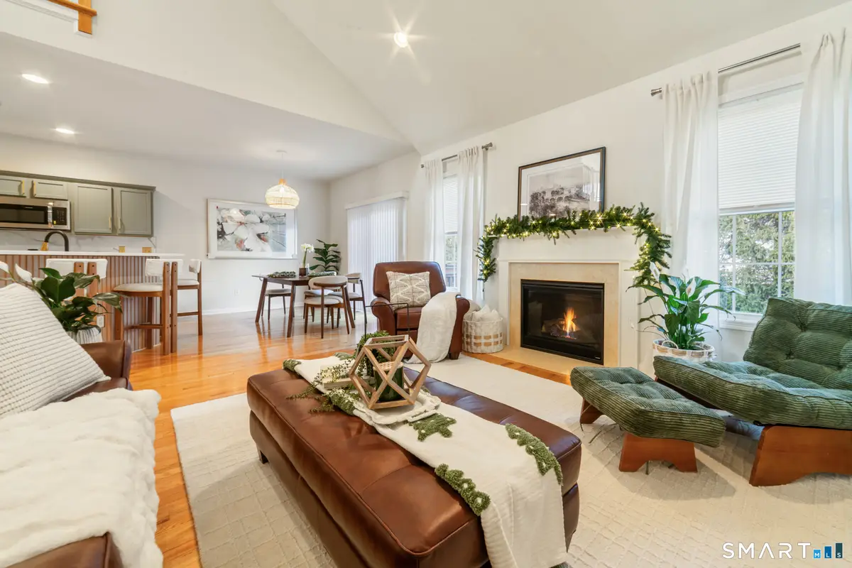 160 Barkledge Drive #160, Newington, CT 06111 - Image #1