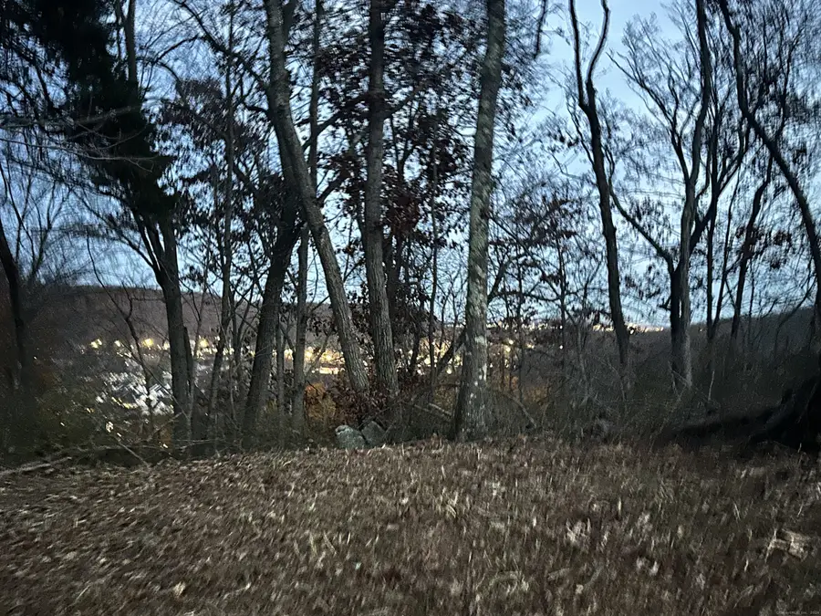 24 Burma Road, Woodbridge, CT 06525 - Image #2