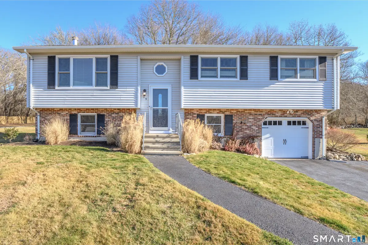 29 Deer Ridge Road, Stonington, CT 06378 - Image #1