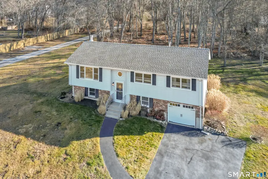 29 Deer Ridge Road, Stonington, CT 06378 - Image #2