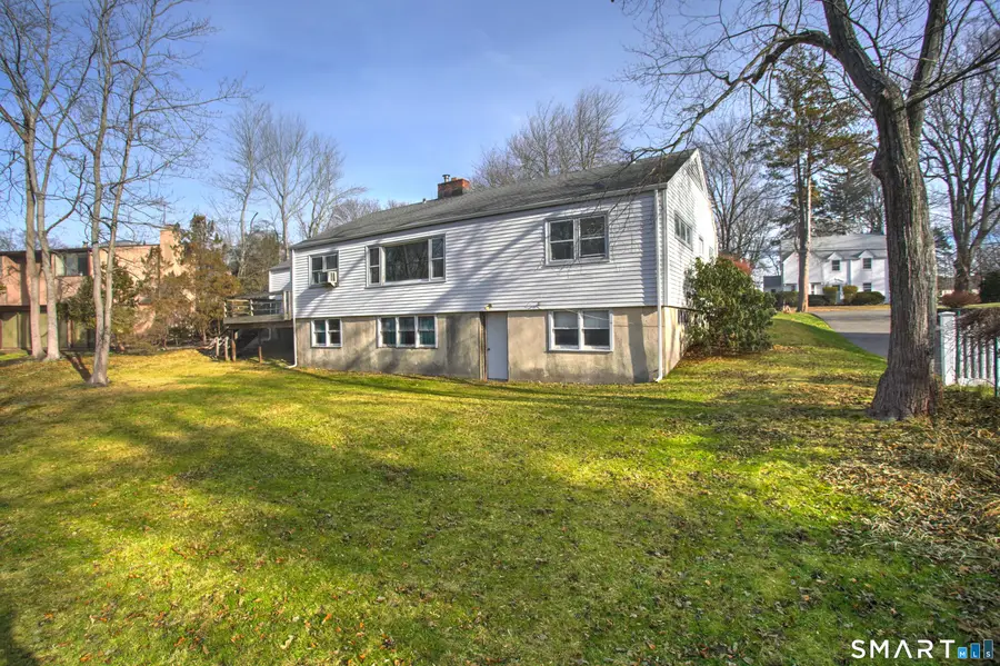 101 Applegate Road, Fairfield, CT 06825 - Image #3