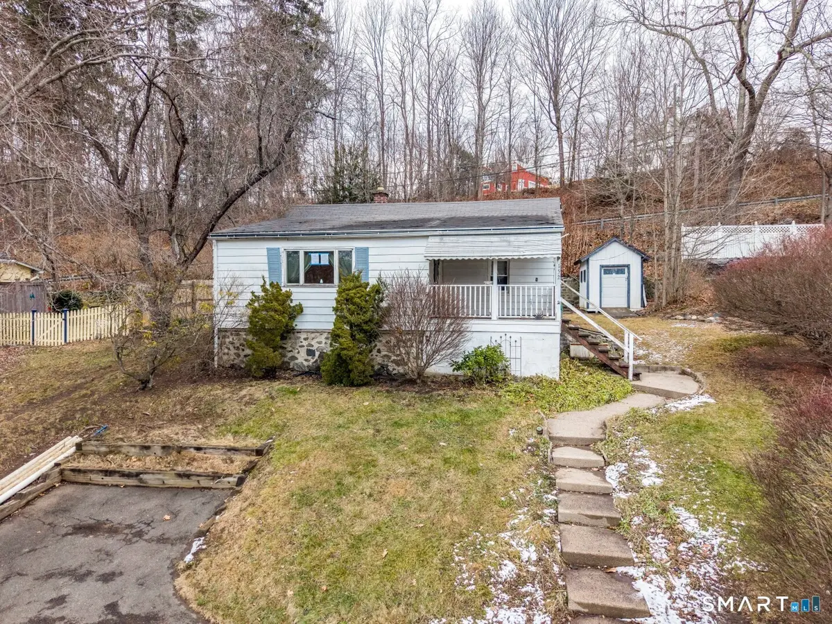 152 Glenwood Avenue, Middlebury, CT 06762 - Image #1
