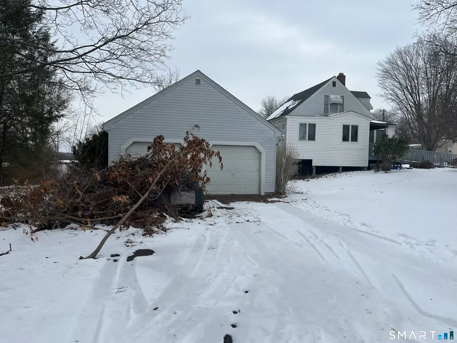 101 Ridgefield Street, Meriden, CT 06450 - Image #2