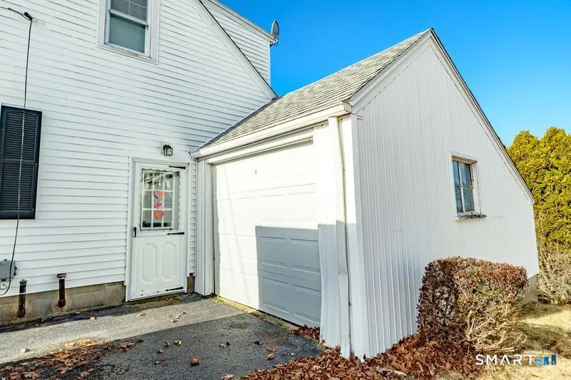 72 South 4th Avenue, Taftville, CT 06380 - Image #2