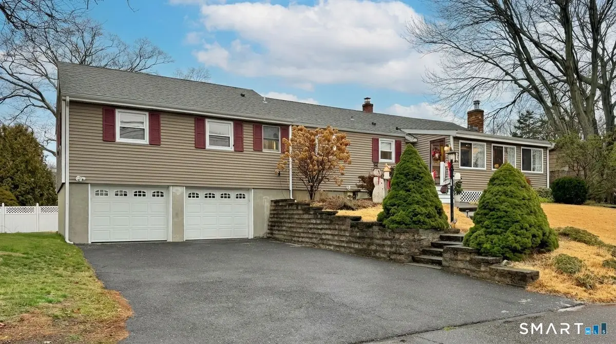 22 Hollywood Avenue, Milford, CT 06460 - Image #1