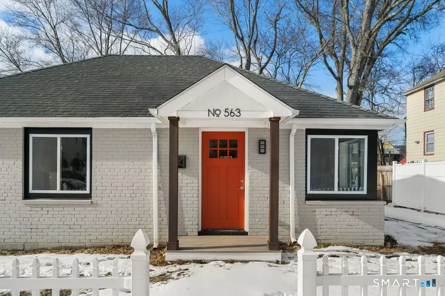 563 Pearl Harbor Street, Bridgeport, CT 06610 - Image #2