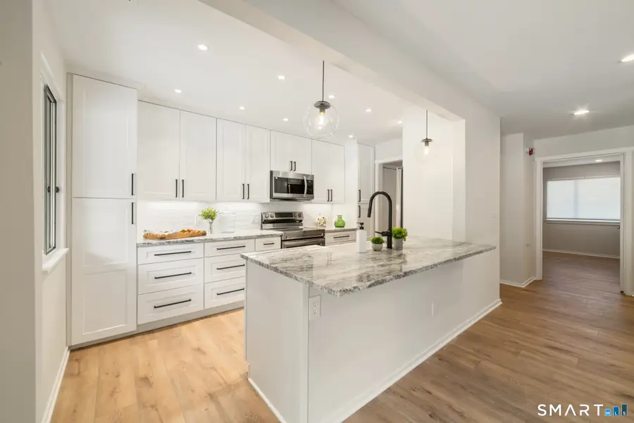 335 Heritage Village #B, Southbury, CT 06488 - Image #2