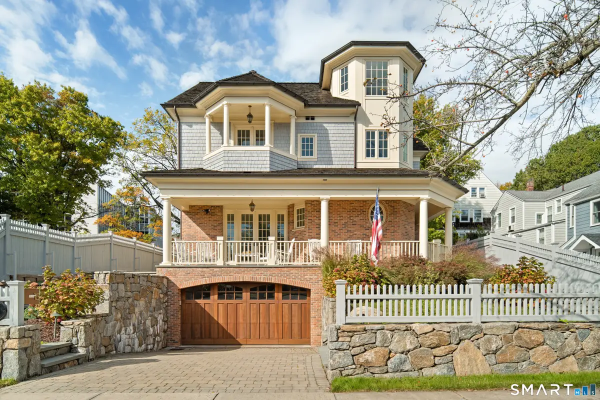15 Lexington Avenue, Greenwich, CT 06830 - Image #1