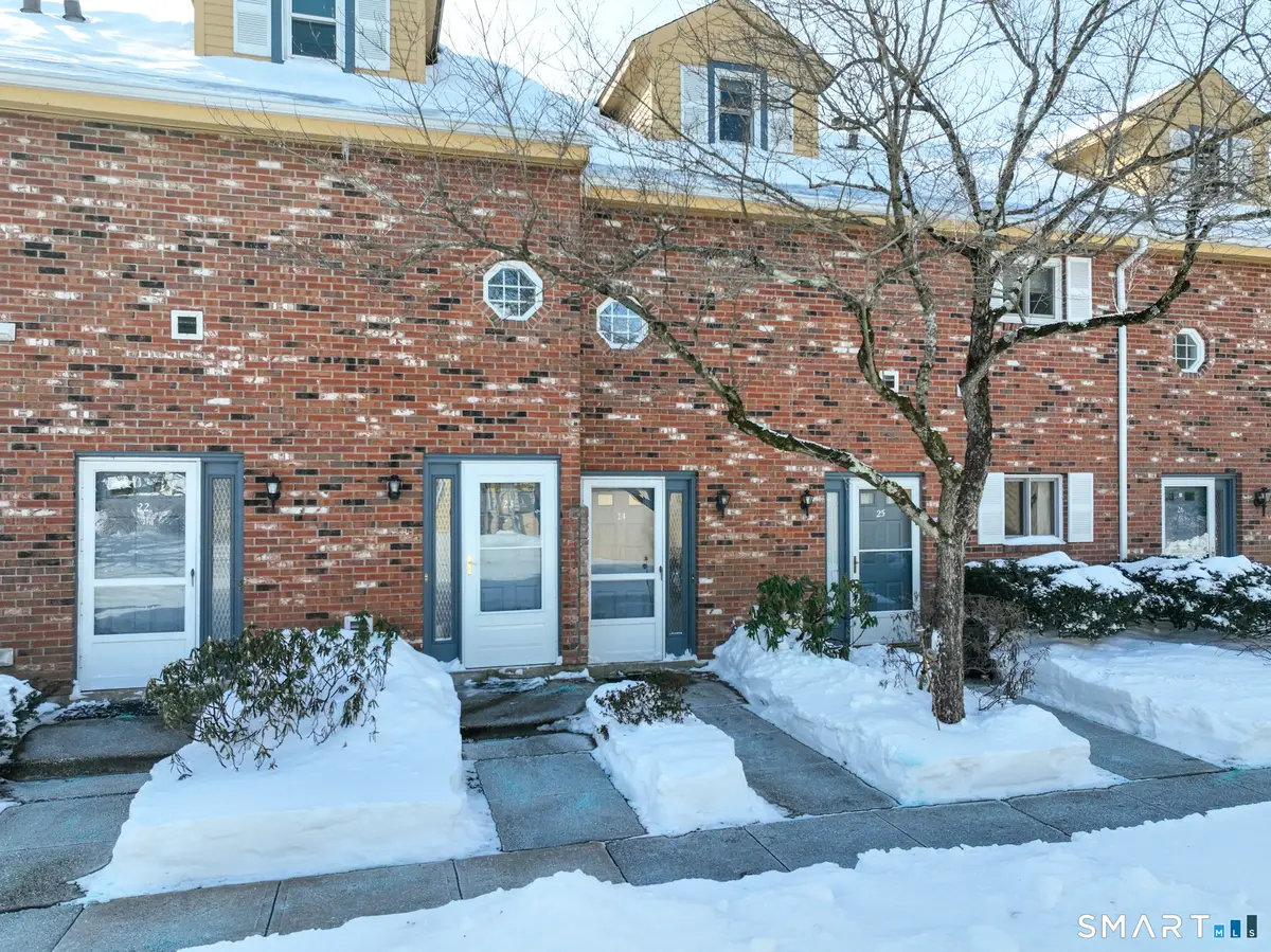 1400 Hartford Turnpike #APT 24, North Haven, CT 06473 - Image #1