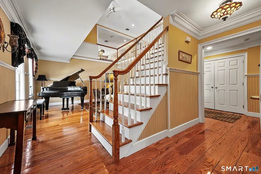 19 Hillview Lane, Woodbury, CT 06798 - Image #3