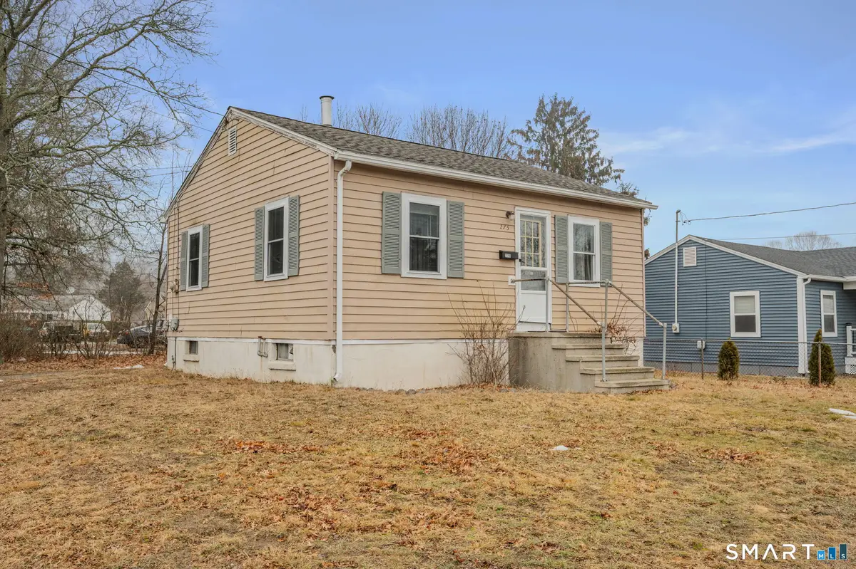 275 Midway Oval, Groton, CT 06340 - Image #1