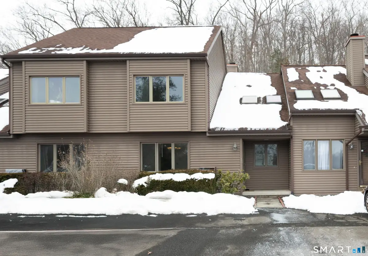 15 Twin Oaks #15, New Milford, CT 06776 - Image #1